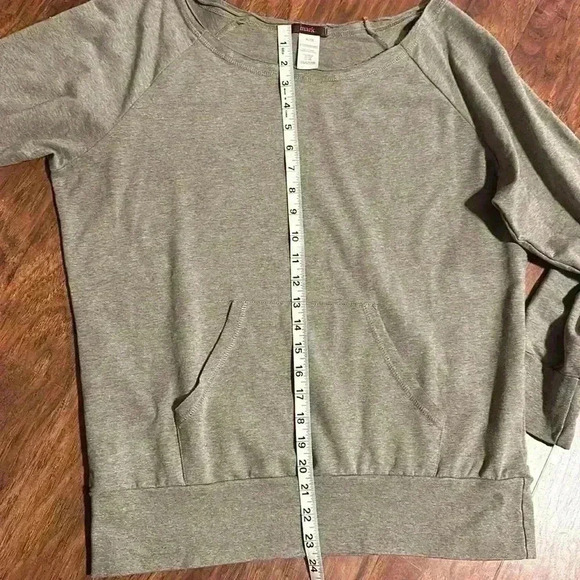 Mark by Avon Sweatshirt - Picture 7 of 9